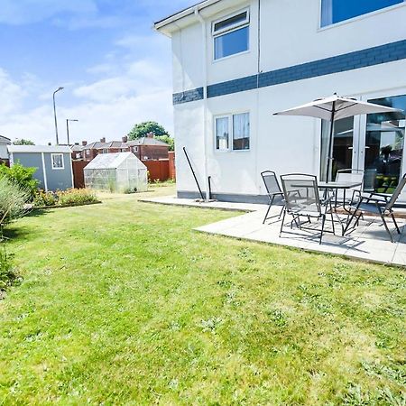 קלית'ורפס Beautiful 3 Bedroom Home, 10 Minutes Walk To Beach. מראה חיצוני תמונה