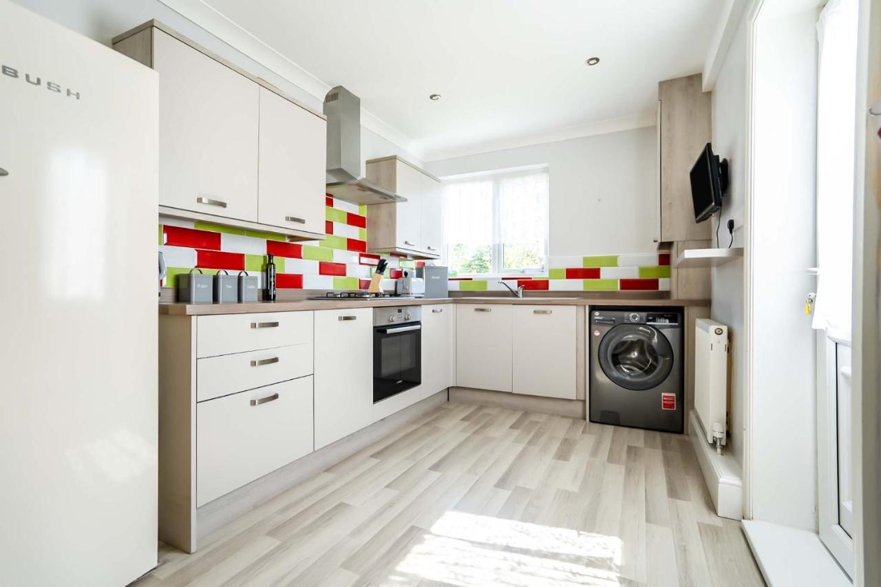 קלית'ורפס Beautiful 3 Bedroom Home, 10 Minutes Walk To Beach. מראה חיצוני תמונה